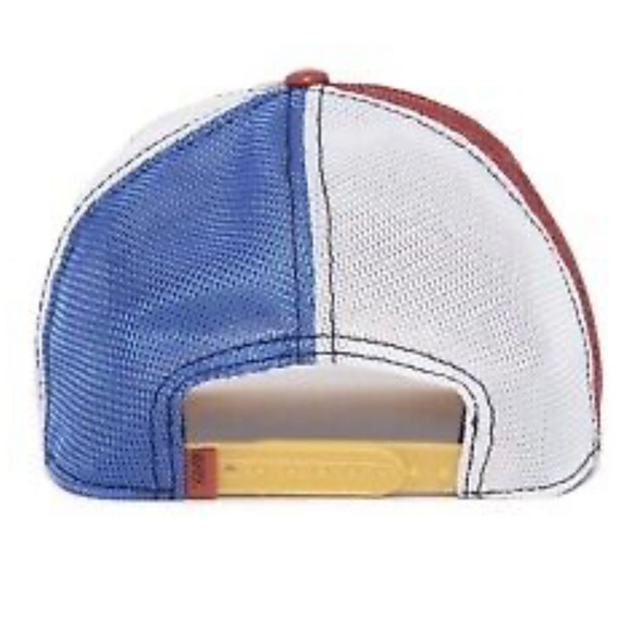 NIB Limited Edition Goorin Brothers “Strange” Squid Trucker Hat - Picture 4 of 5